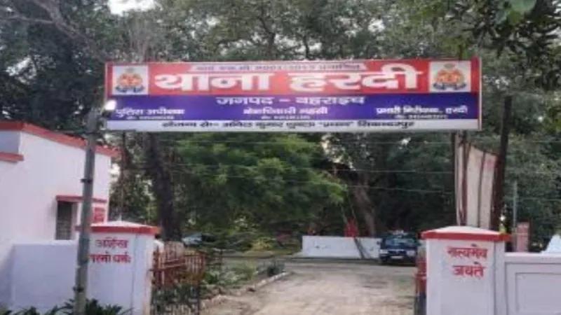 बहराइच : छत से गिरकर ग्रामीण की मौत, अचानक बारिश के चलते हुआ हादसा 