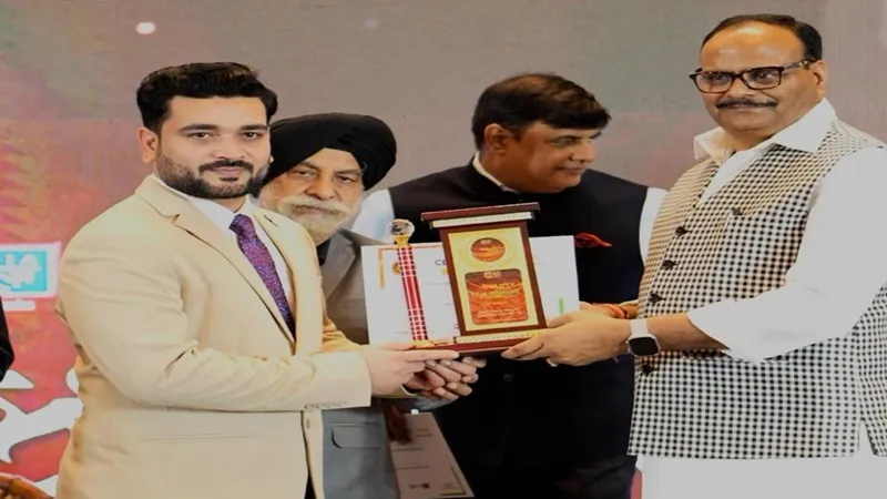 जौनपुर : युवा अस्थि रोग विशेषज्ञ डॉ रॉबिन सिंह को उपमुख्यमंत्री ने किया सम्मानित