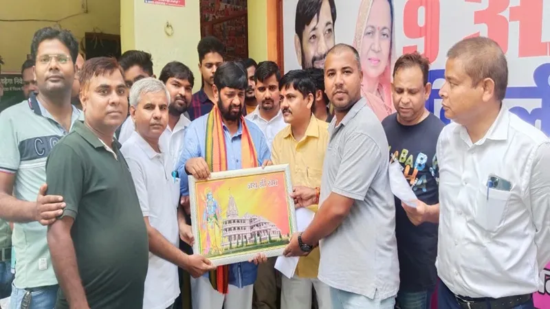 केंद्रीय मंत्री से मिला लोहिया संस्थान संविदा कर्मचारी संघ का प्रतिनिधिमंडल, वेतन बढ़ोत्तरी की रखी मांग