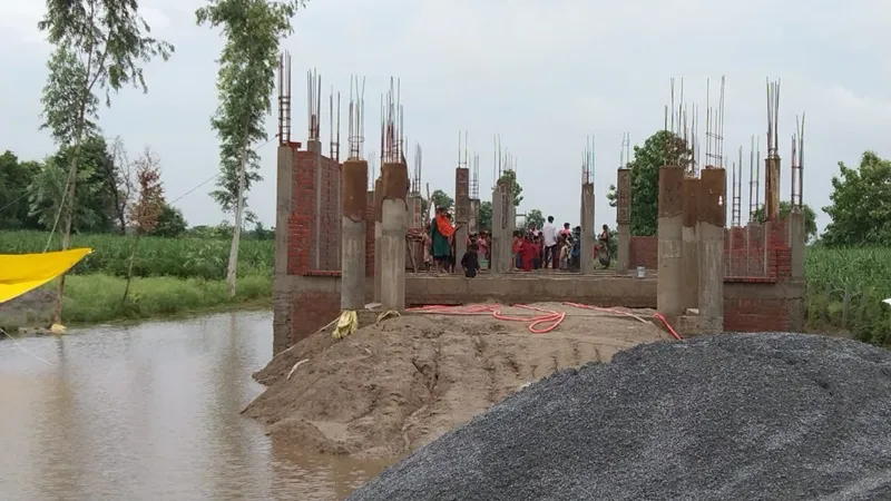 बहराइच: पानी भरे गड्ढे में डूबने से बालक की मौत, खेलते समय हुआ हादसा
