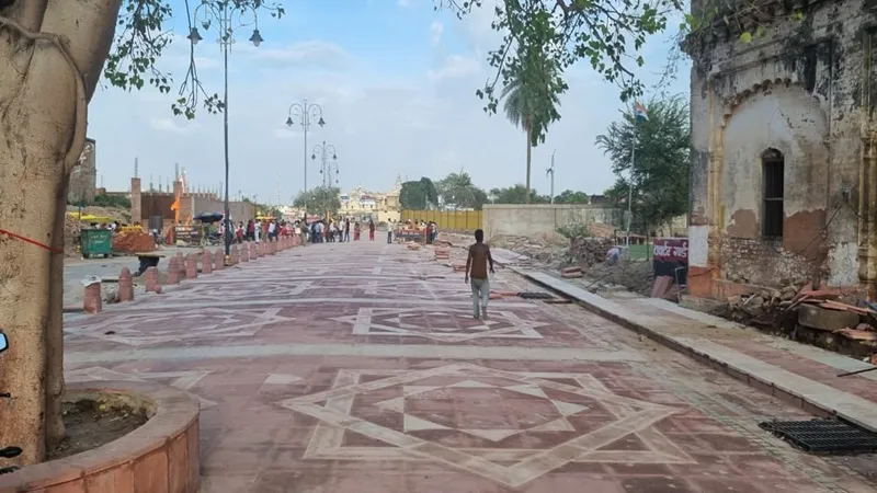 अयोध्या : जन्मभूमि पथ पर लगभग 32 करोड़ की लागत से बनेगा भव्य द्वार व कैनोपी