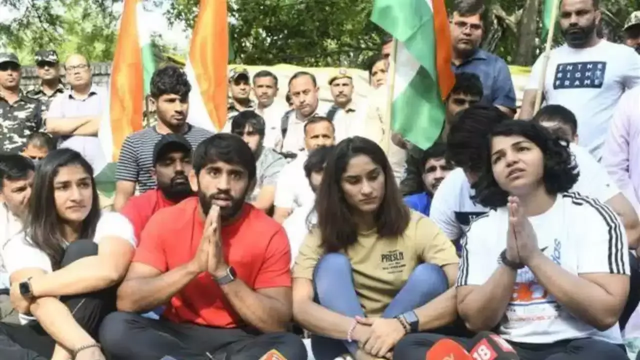 महिला पहलवानों का आरोप,  कहा- जांच समिति बृजभूषण के प्रति पक्षपाती थी 
