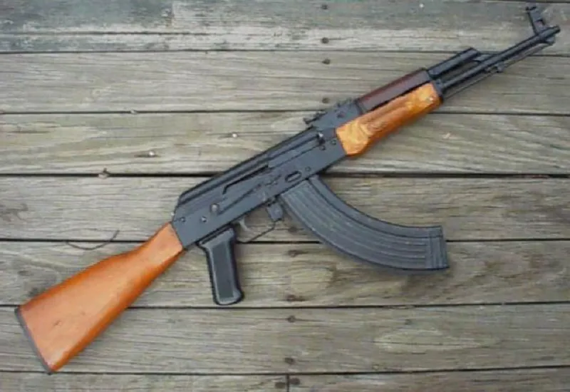 OMG! आठ साल के बच्चे ने ऑनलाइन मंगाई AK-47 राइफल, मां के उड़े होश...जानिए फिर क्या हुआ?