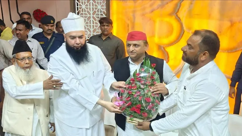 अयोध्या: संगठन भी साध गए अखिलेश, लोकसभा चुनाव को लेकर दिया संदेश