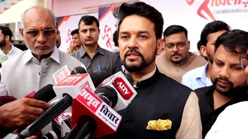 लखनऊ: चोला बदल लेने से कर्म नहीं बदल जाएंगे, I.N.D.I.A गठबंधन पर केंद्रीय मंत्री अनुराग ठाकुर ने कसा तंज
