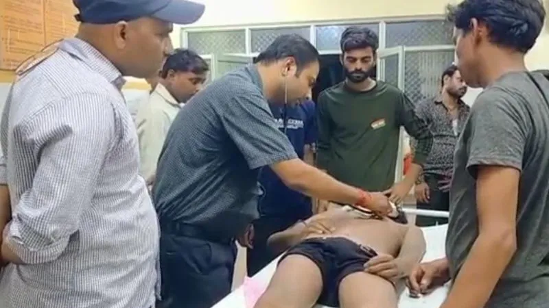 Banda News : आकाशीय बिजली की चपेट में आने से किशोर की मौत, परिजनों में मची चीख-पुकार