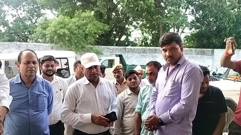 बहराइच: अमृत विचार की खबर का डीएम ने लिया संज्ञान, तीन सदस्यीय टीम ने दर्ज किया बयान, मिला आश्वासन 
