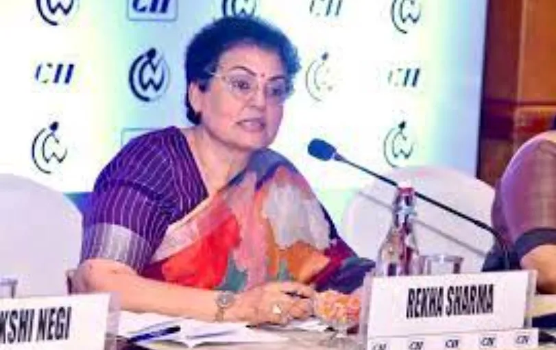 मणिपुर हिंसा: NCW प्रमुख के तीन बार संपर्क करने के बावजूद अधिकारियों ने नहीं दिया जवाब