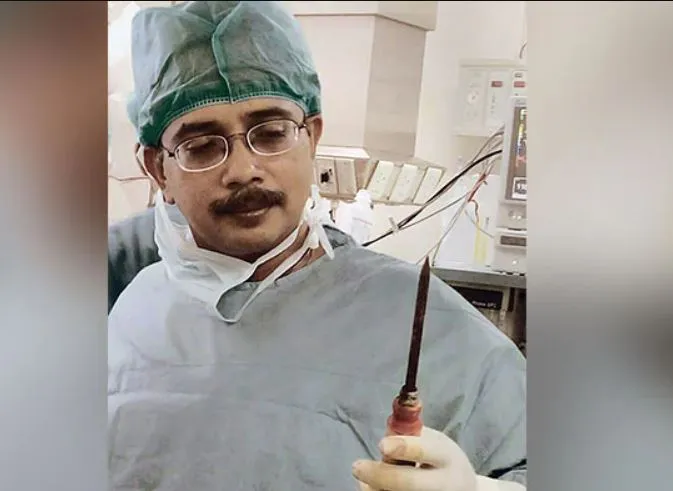 AIIMS के डॉक्टरों ने मरीज की पीठ से छह इंच का चाकू निकाला, डकैतों ने किया था घायल