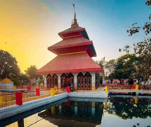 बरेली: 35 वर्षों से शिवभक्तों की आस्था का केंद्र है पशुपति नाथ मंदिर