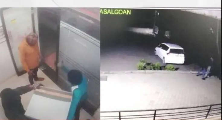 महाराष्ट्र: नासिक में SBI एटीएम मशीन को ही चुरा ले गए चोर, लुटेरों की तलाश जारी