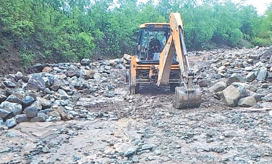 टनकपुरः पहाड़ से लेकर मैदान तक हुई जमकर बारिश, उफान पर नदियां