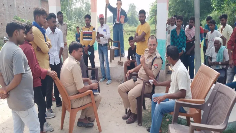 अयोध्या: अराजक तत्वों ने क्षतिग्रस्त की अम्बेडकर प्रतिमा, तनाव, फोर्स तैनात 