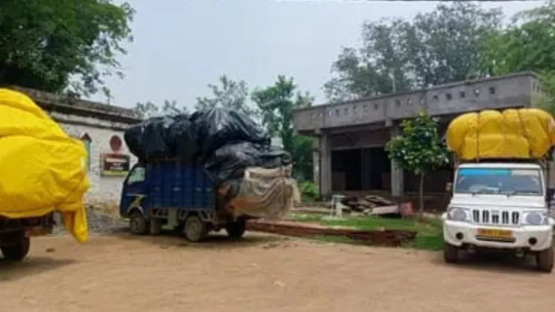 Chitrakoot News: तीन वाहनों से 115 झाल तेंदूपत्ते बरामद, चार आरोपी गिरफ्तार, जांच में जुटी पुलिस