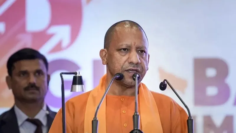 UP News: लोक कला को बढ़ावा देने वालों को पुरस्कृत करेगी योगी सरकार 
