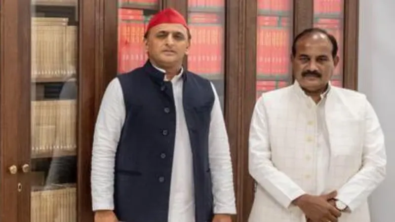 सपा को बड़ा झटका: विधायक दारा सिंह चौहान ने विधानसभा की सदस्यता से दिया इस्तीफा, भाजपा में हो सकते हैं शामिल