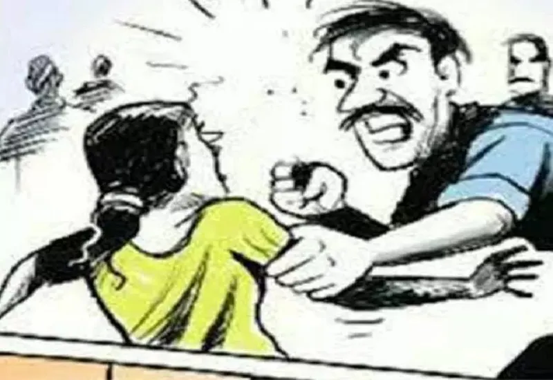 रामपुर : मामूली बात को लेकर युवती को पीटकर कर दिया लहूलुहान, चार पर रिपोर्ट