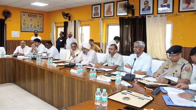 मुरादाबाद: राजस्व विभाग के सर्वाधिक 19 मामले लंबित रहने पर समिति ने जताई नाराजगी, 15 दिन में मांगी रिपोर्ट