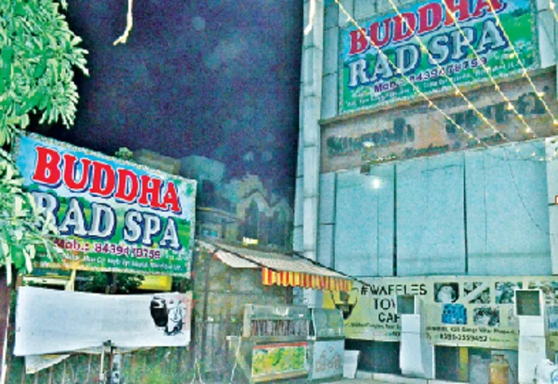 मुरादाबाद : गली-गली में मसाज सेंटर, अनदेखा कर रही पुलिस...जानें पूरा मामला