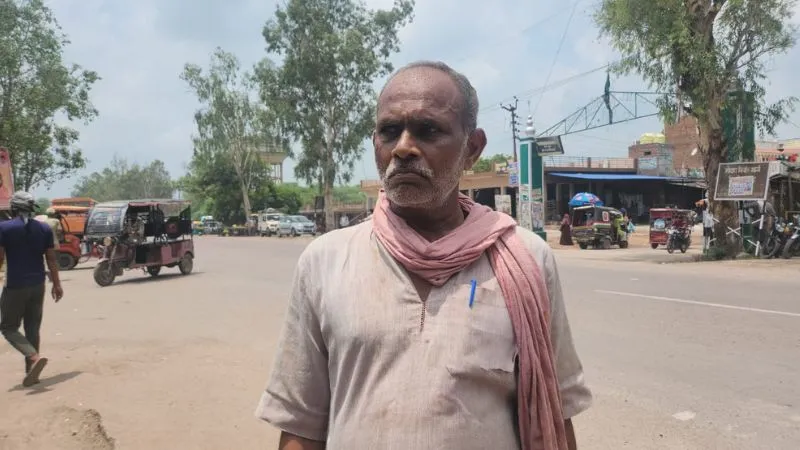 Hamirpur News : मौदहा के बड़ा चौराहा में गल्ला व्यापारी से 13 हजार की टप्पेबाजी, पीड़ित ने पुलिस से की शिकायत