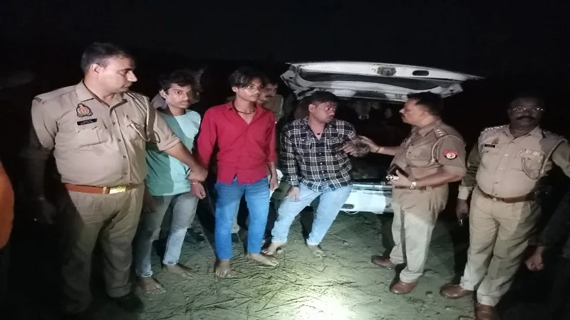 रामपुर : पुलिस मुठभेड़ में गौ-तस्कर घायल, पैर में लगी गोली... चार गिरफ्तार