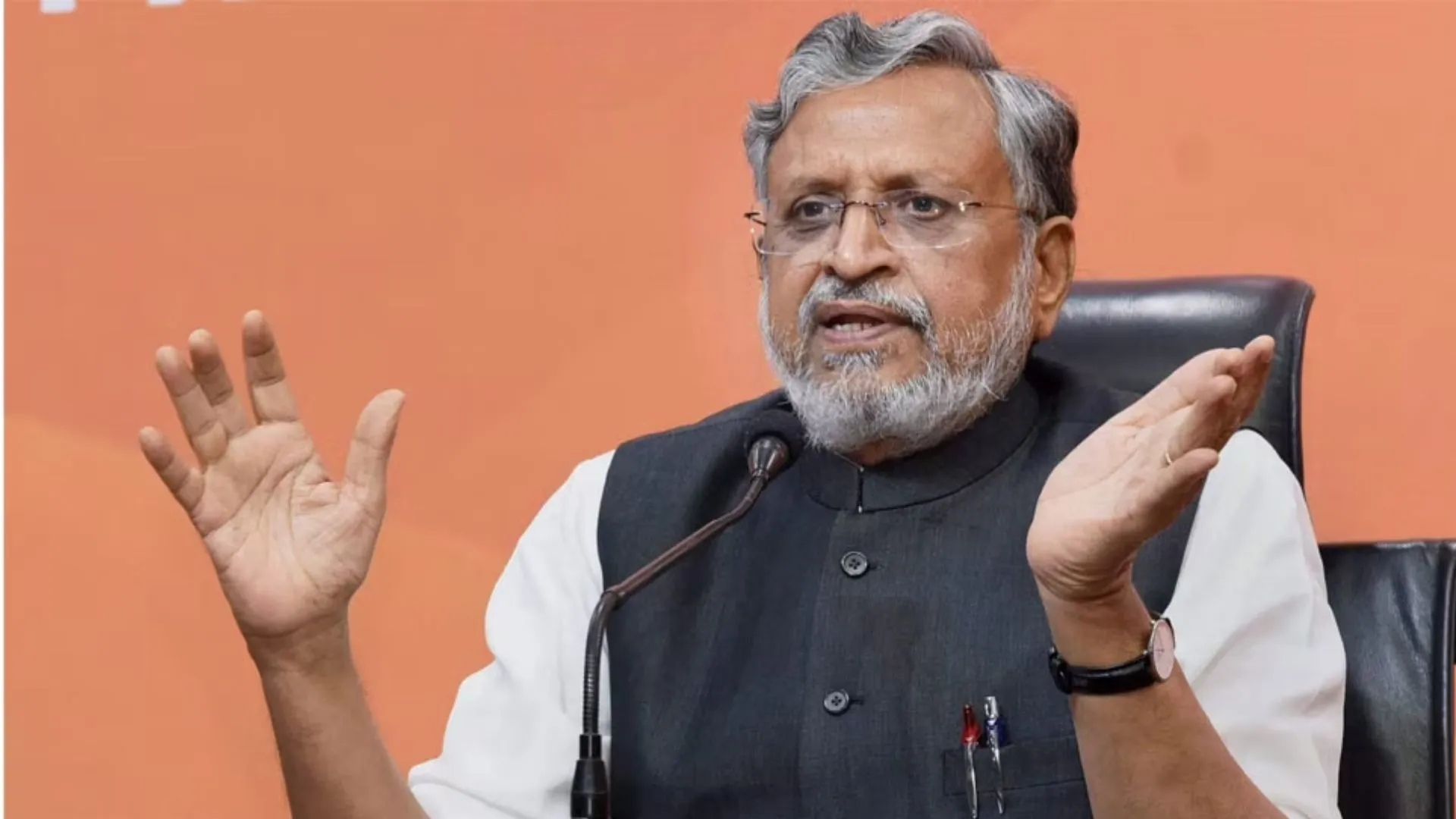 विपक्षी एकता बैठक के कारण एनसीपी में हुआ विद्रोह, बिहार में भी संभव - सुशील मोदी