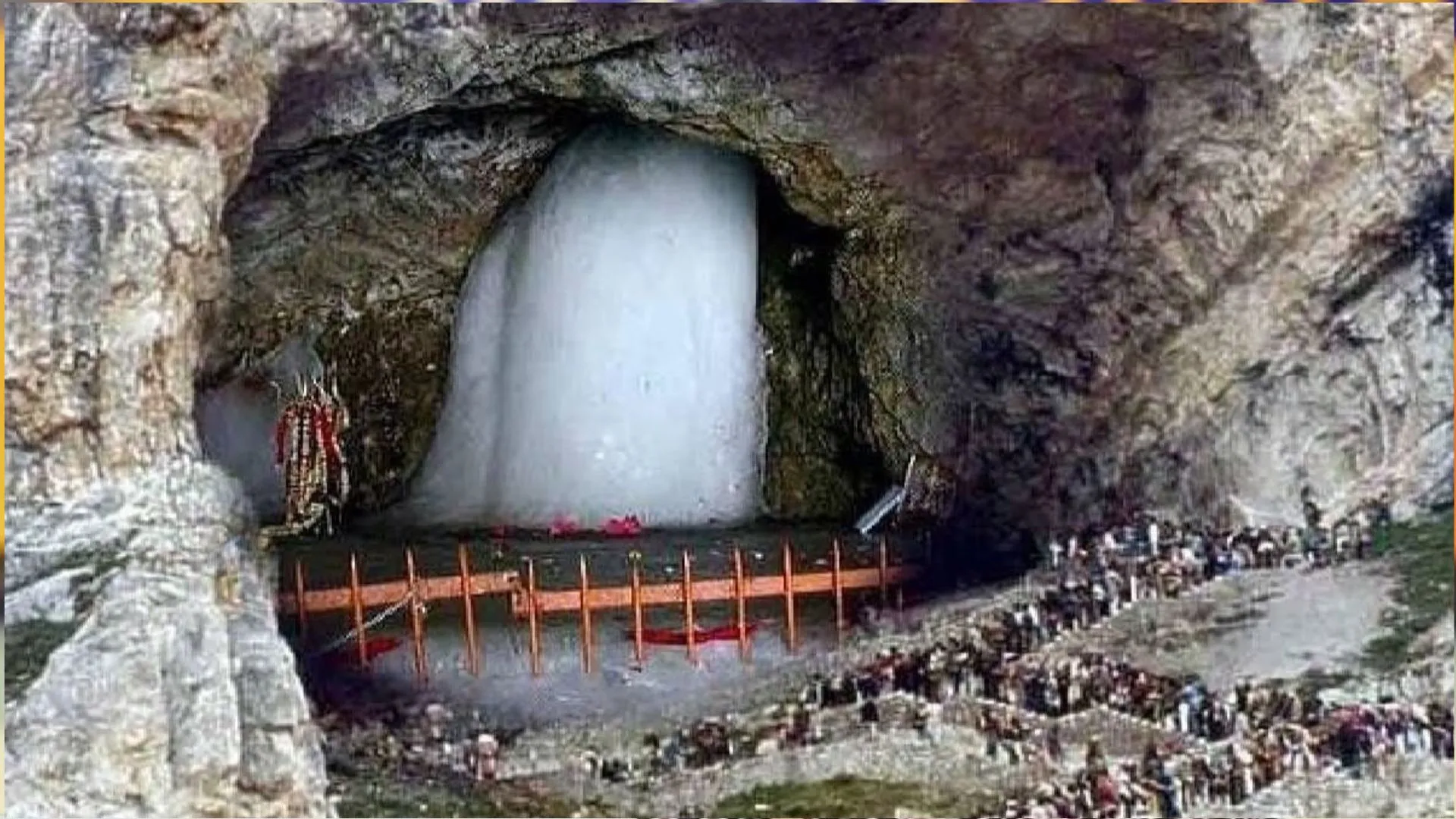 अमरनाथ गुफा के लिए 6500 श्रद्धालुओं का एक और जत्था हुआ रवाना 
