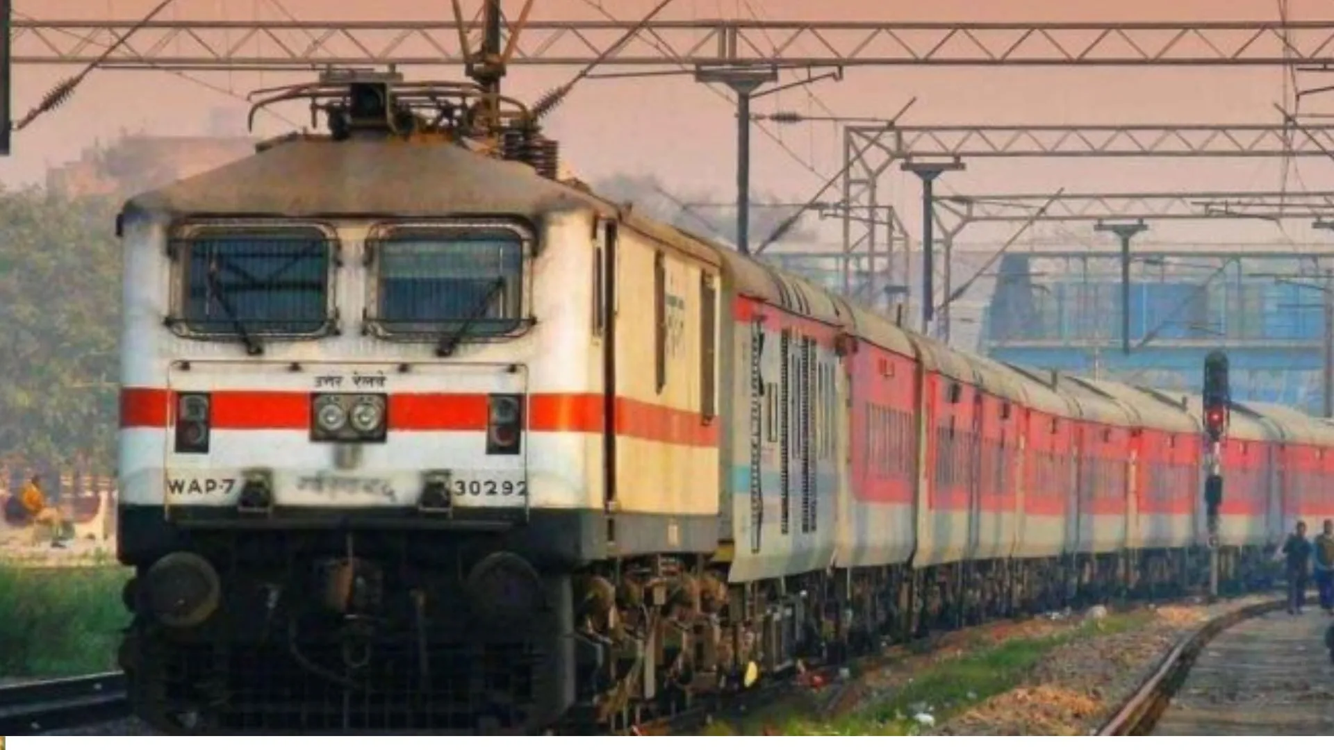 बरेली: दक्षिण भारत के लिए ट्रेन...जनप्रतिनिधियों की बरसों पुरानी मांग रेलवे कर रहा अनसुनी