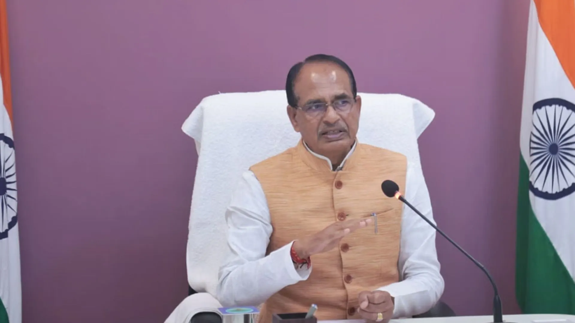 सीएम शिवराज ने की घोषणा, राज्य के कर्मचारियों को केंद्र के समान मिलेगा 42 प्रतिशत महंगाई भत्ता 