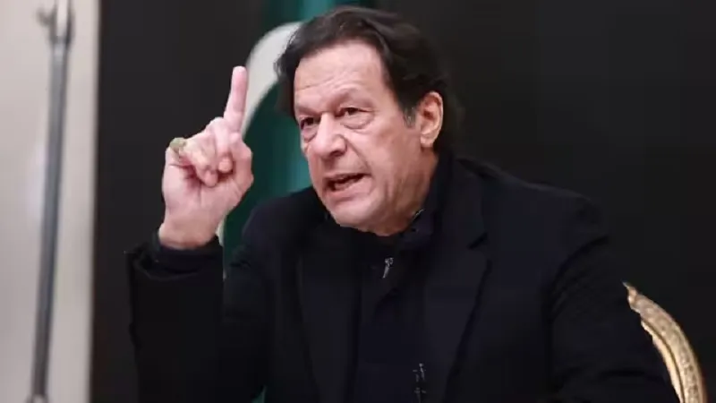 तोशाखाना मामले में रोक नहीं लगाने के अदालत के फैसले के खिलाफ सुप्रीम कोर्ट पहुंचे इमरान खान