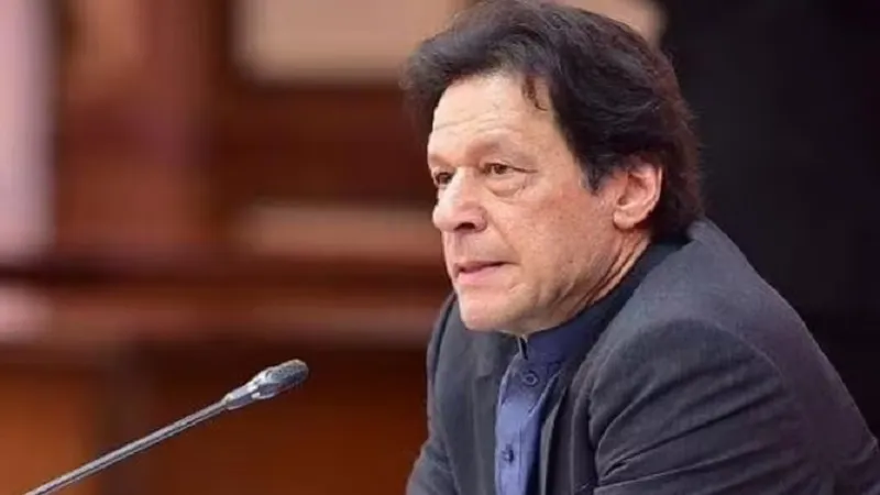 Pakistan: वकील की हत्या मामले में बढ़ीं इमरान खान की मुश्किलें, कोर्ट ने भेजा समन 