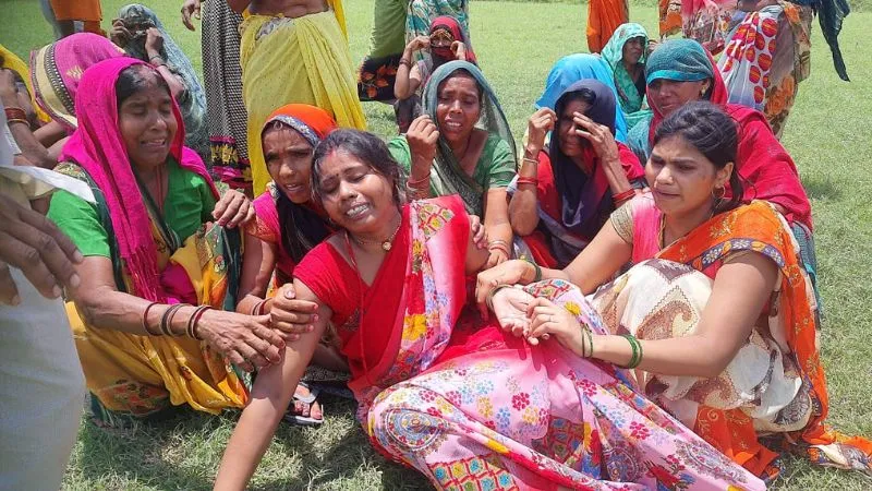 Kanpur Dehat News : युवक की हत्या कर नाले में फेंका शव, सिर में मिले चोट के निशान, घर से बाजार के लिए निकला था