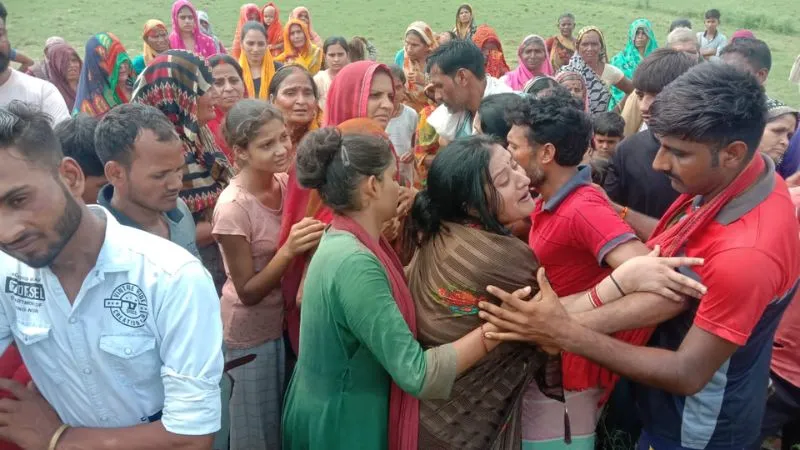 Kanpur Murder : प्रधान पति की कुल्हाड़ी से काटकर हत्या, पत्नी ने राजनैतिक रंजिश में हत्या की जताई आशंका