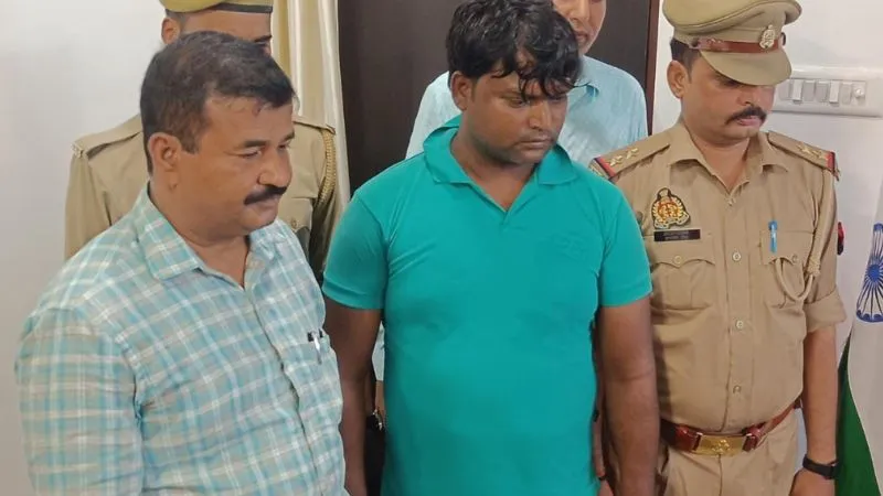 Kanpur: पुलिस पर किया था हमला, हिस्ट्रीशीटर विकास उर्फ मैडी गिरफ्तार, रायबरेली से पकड़ा, दिखाया गोविंदपुरी पुल