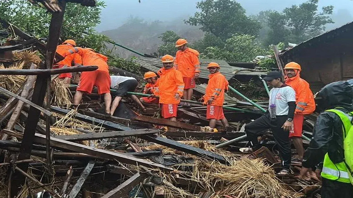 महाराष्ट्र भूस्खलन: NDRF ने अभियान किया बंद, अब तक 27 शव मिले