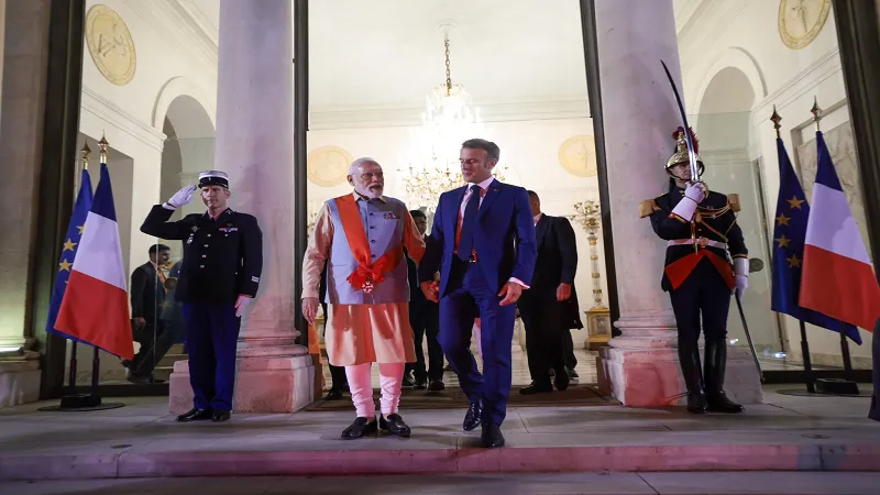 PM Modi France Visit : फ्रांस में बैस्टिल परेड में शामिल हुए पीएम मोदी, Indian Army का दिखेगा जलवा
