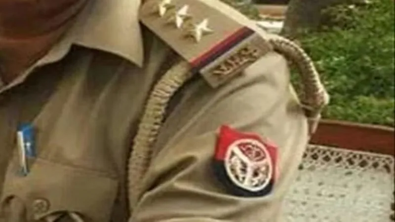 गौतमबुद्ध नगर: अवैध तरीके से रह रहे दो चीनी नागरिकों को पुलिस ने लिया हिरासत में