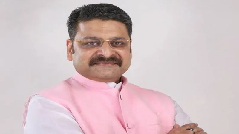 मुरादाबाद : इंस्पेक्टर ने ली 50 हजार की रिश्वत तो SSP ने किया लाइन हाजिर, बीजेपी विधायक ने DGP से की थी  शिकायत