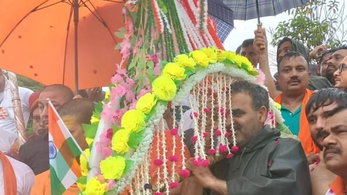 Haridwar News: केंद्रीय मंत्री संजीव बालियान ने उठाई कांवड़ यात्रा, UCC पर कही बड़ी बात