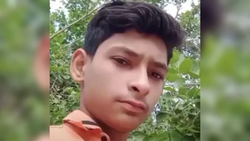 Kanpur Murder : मामूली बात पर विवाद, स्कूल में सहपाठी ने छात्र की चाकू मारकर की हत्या, बैग में छिपाकर लाया था