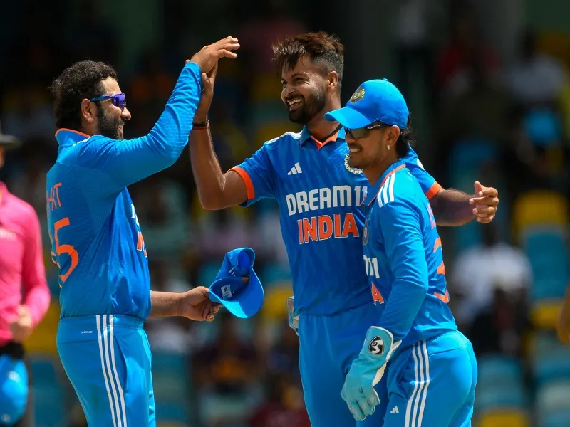 IND vs WI ODI Series : हम खिलाड़ियों को आजमाना चाहते थे...कप्तान रोहित शर्मा ने बैटिंग ऑर्डर में बदलाव पर तोड़ी चुप्पी