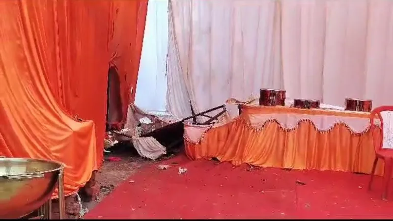 गोंडा: सीएम योगी के कार्यक्रम स्थल पर लगी कॉफी मशीन में विस्फोट, सिपाही समेत दो घायल, अफसरों में हड़कंप