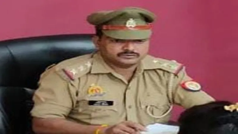 उन्नाव: सफीपुर के कोतवाल ने सरकारी आवास में फंदा लगाकर दी जान, पुलिस महकमे में हड़कंप 
