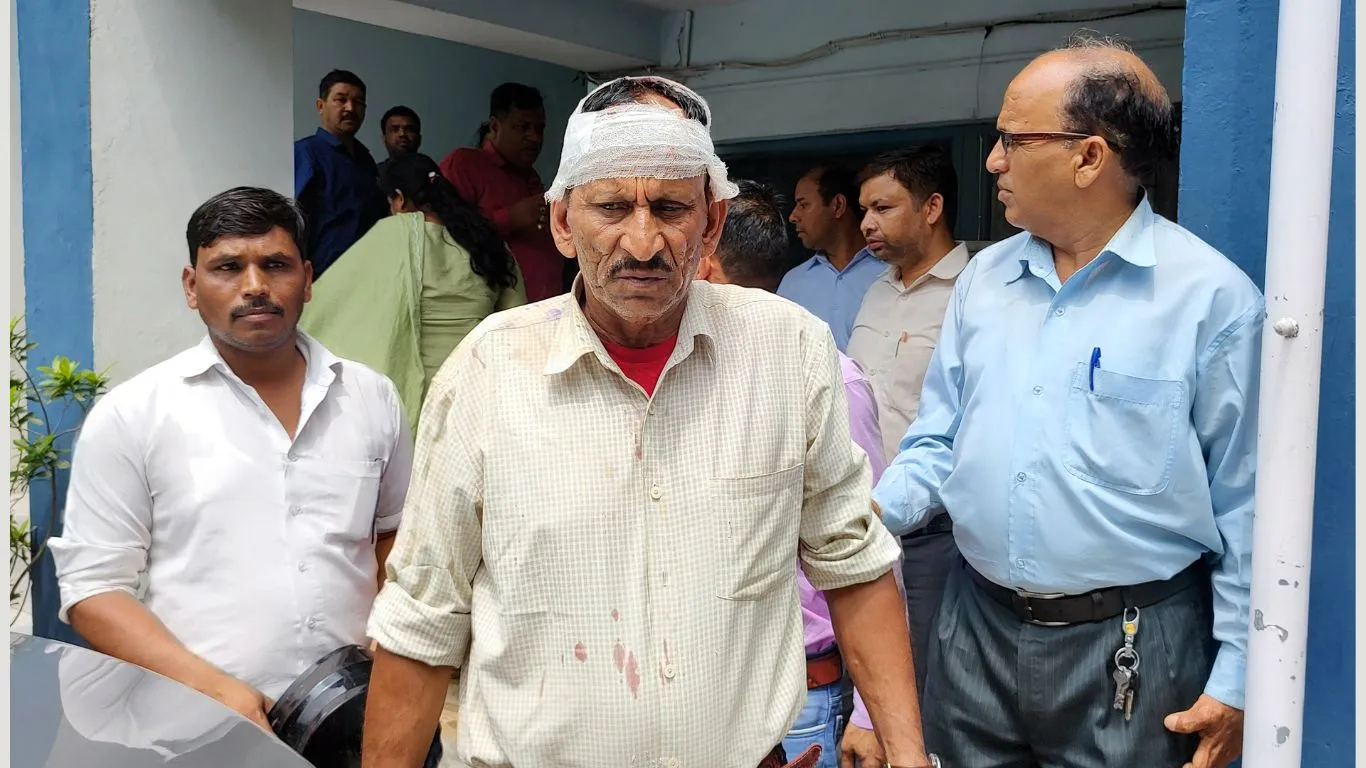 Haldwani News: राजपुरा में लाइन की मरम्मत करने गए जल संस्थान कर्मी का सिर फोड़ा, मुकदमा दर्ज