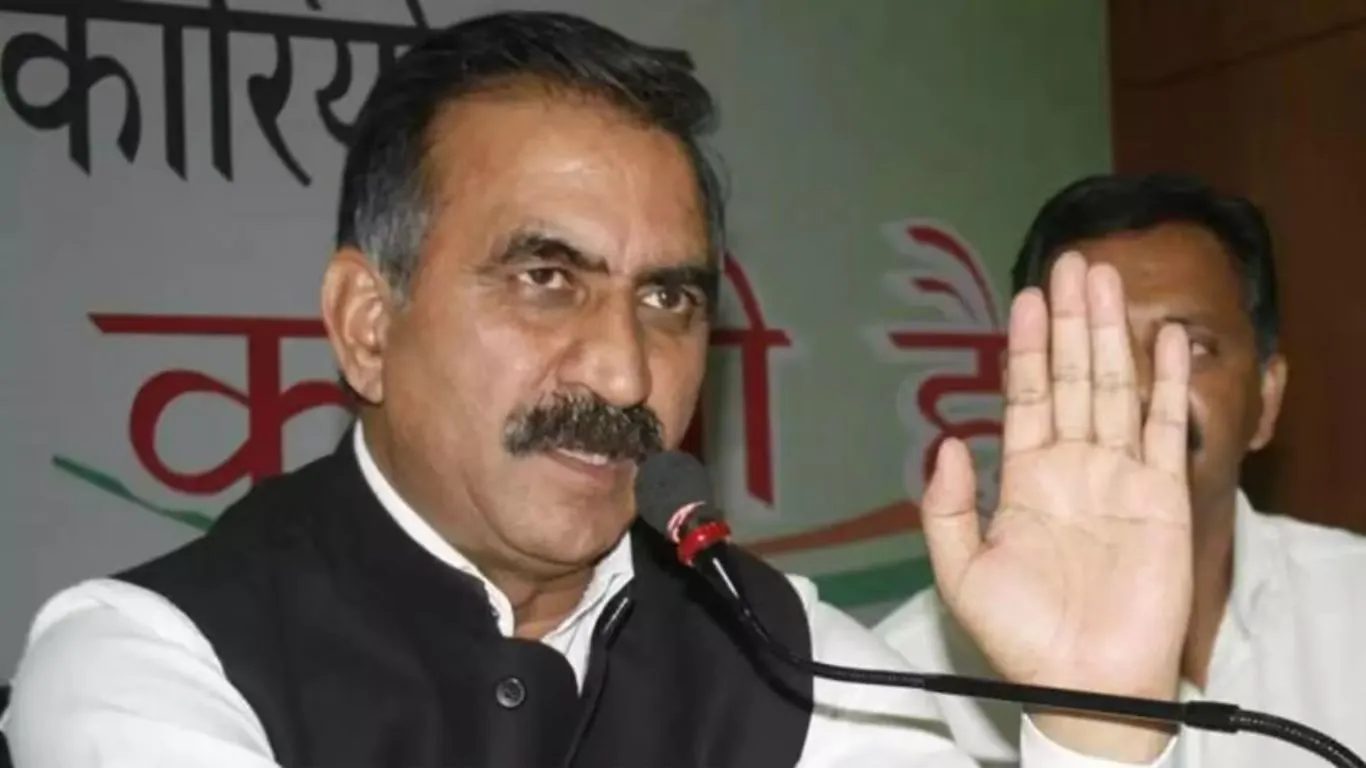 हिमाचल में नौतोड नियम दो साल के लिए लागू, मानसून में छह हजार का नुकसान 