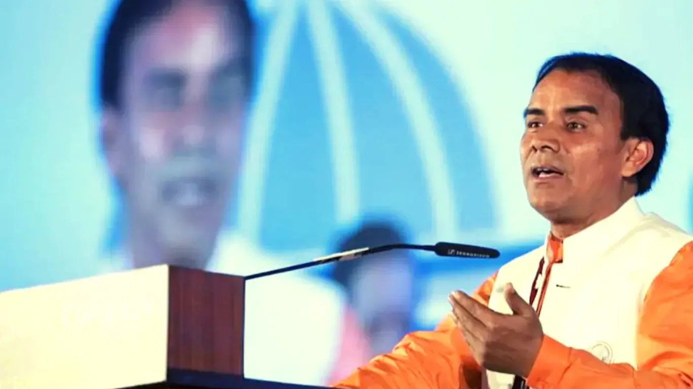 देहरादूनः समिति के बकायेदार किसानों का पैसा माफ करने की घोषणा, चुनाव में पारदर्शिता लाने के दिये संकेत 