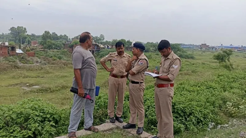कानपुर से लेकर दिल्ली तक गया… पर किसी ने मुझे नौकरी नहीं दी, ट्रेन के आगे कूदा युवक, परिजनों ने सिस्टम को कोसा
