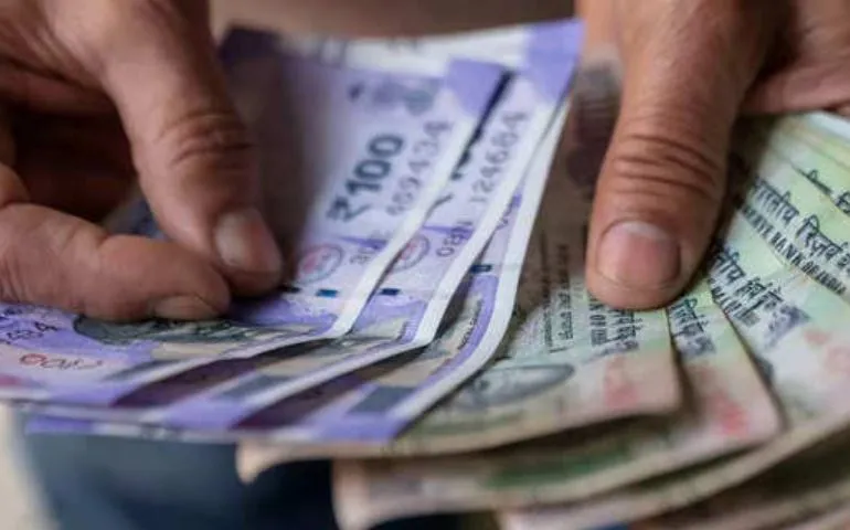 बरेली: मैरिज हाल से कूड़ा उठाने के लिए प्रत्येक महीने वसूले जाएंगे 10 हजार, तय हुईं दरें