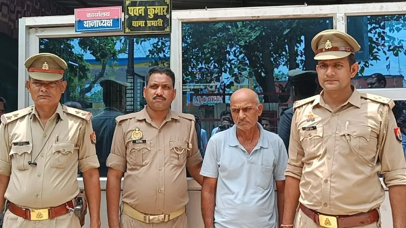 Kanpur News : युवक ने गाय के साथ किया कुकर्म, CCTV में पूरी घटना कैद, पुलिस ने आरोपी को सलाखों के पीछे भेजा