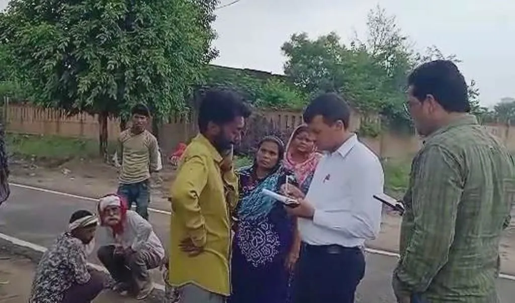 कासगंज: कासगंज में दुष्कर्म पीड़िता ने आग लगाकर दी जान